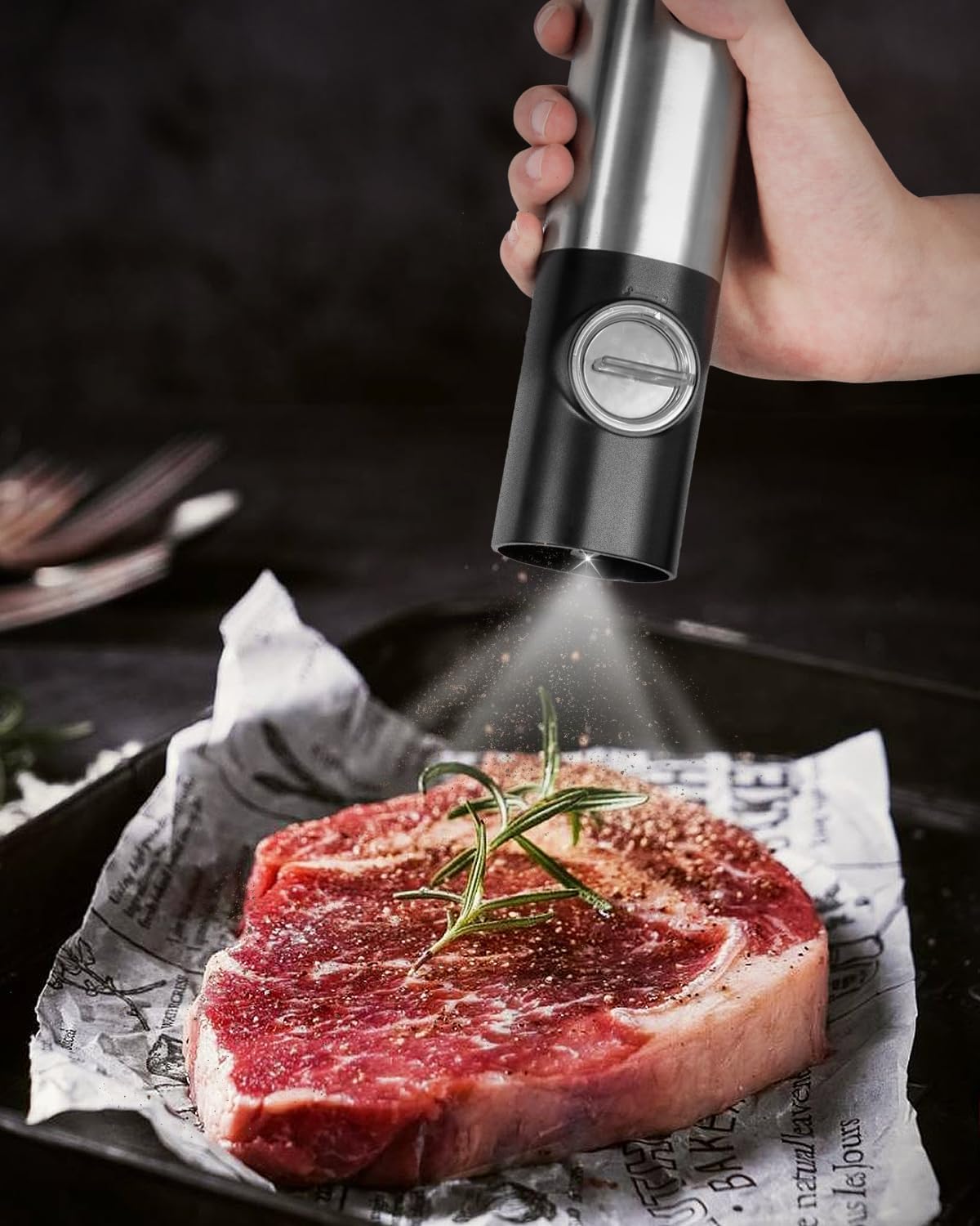 Set 2 Rasnite electrice sare, piper sau alte condiment, control pentru finetea macinarii, stand incarcare, camere depozitare transparente, Lumina LED, reincarcabile, din otel inoxidabil, pentru bucatarie si gratar