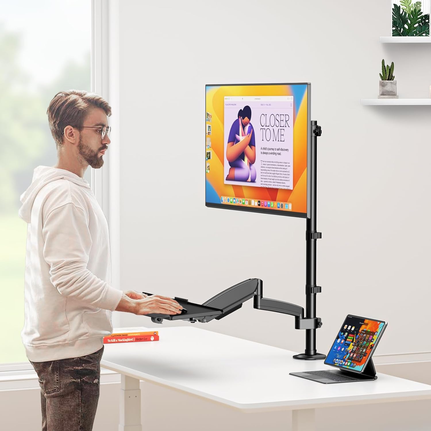 Suport monitor cu raft pentru tastatură - pentru suport monitor cu arc pe gaz de 17-32 inch, până la 9 kg,
