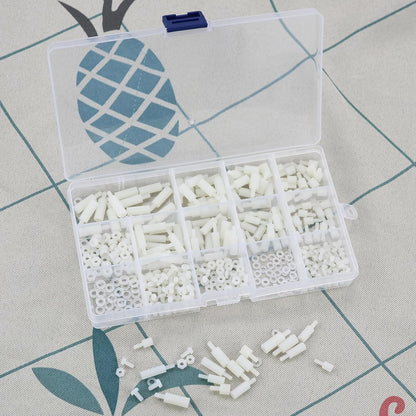 Set 380 de distantiere M2.5 M3 hexagonale, mama-tata, pentru placa PCB, din Nylon, cu piulite si saibe din plasitc, cu cutie de depozitare, albe