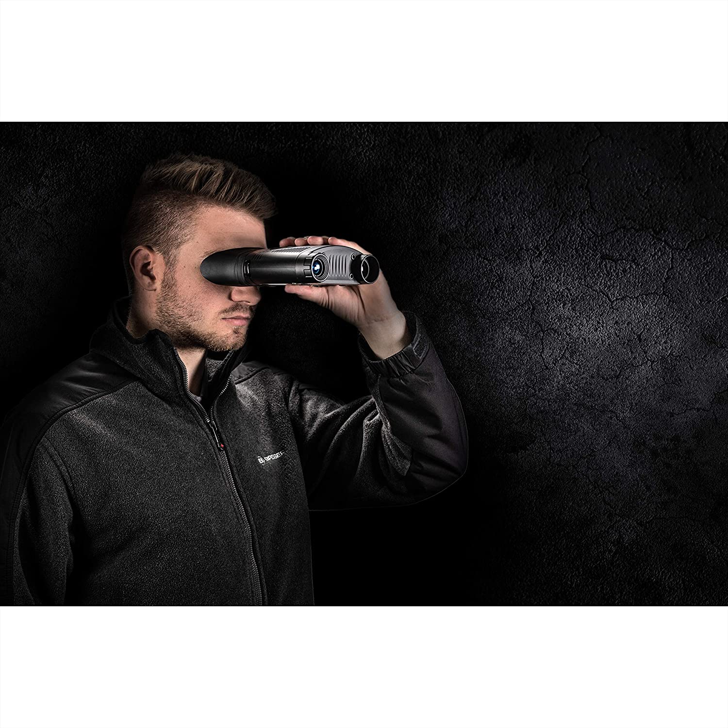 Binoclu Special Bresser Digital Night Vision cu functir de inregistrare