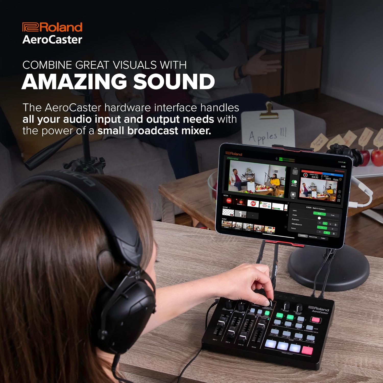 Sistem streaming live Roland AeroCaster VRC-01, sistem wireless multi-camera pentru transmisii video live, control hardware si interfata audio, compatibil iPad si smartphone, streaming YouTube/Facebook/Twitch, pana la 4 camere simultan, efecte tranzitie