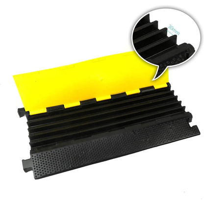 Rampa de protectie cabluri cu 5 canale 91 x 50 x 5 cm, capacitate 3000 kg, din cauciuc cu capac din plastic si design modular, pentru casa, parcari, garaje, depozite, negru