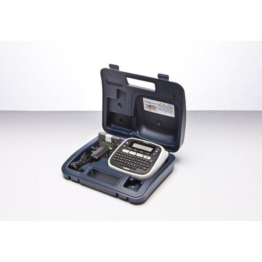 Aparat de etichetat Brother PT-D200BWVP negru, cu adaptor si geanta de transport, pentru benzi TZe 3, 5–12 mm, viteza imprimare pana la 20 mm/sec