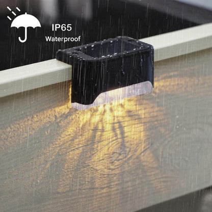 Set 12 lampi solare LED pentru trepte si terasa, impermeabile IP65, lumina alb cald – Iluminat exterior cu incarcare solara automata, pentru scari, gard, curte, gradina, alee sau piscina, negru